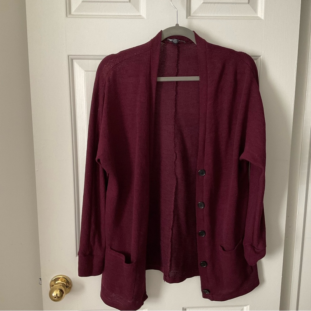 American Eagle Cardigan, Size Medium